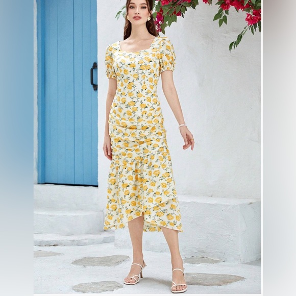 Santorini Floral Print Ruched Ruffle Hem Dress 40% OFF - Picture 3 of 4